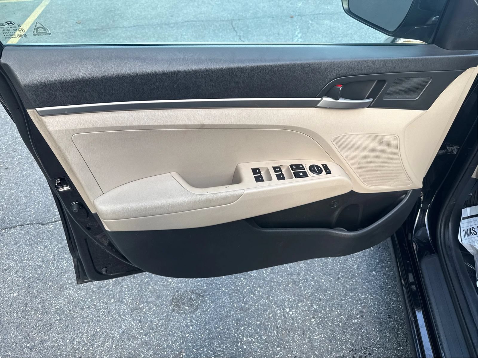 Used 2017 Hyundai Elantra SE FWD image 20
