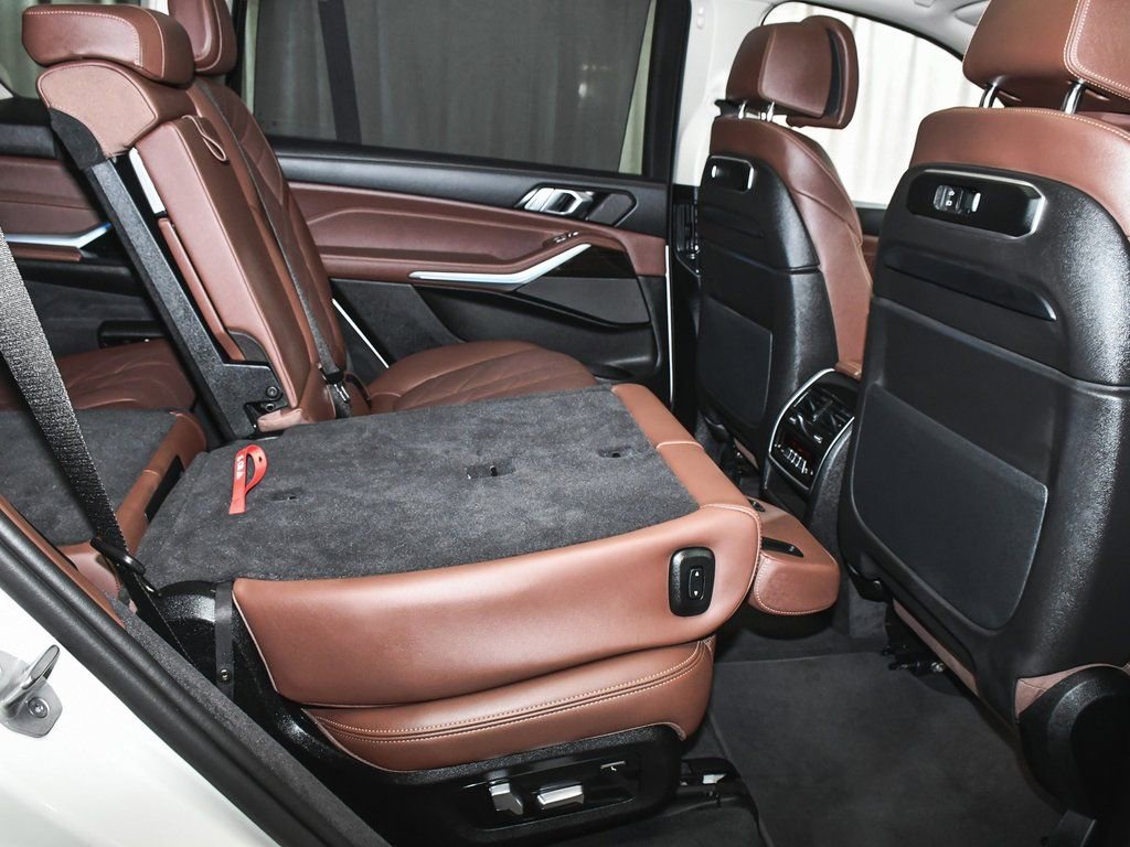 Used 2026 BMW X7 xDrive40i image 52