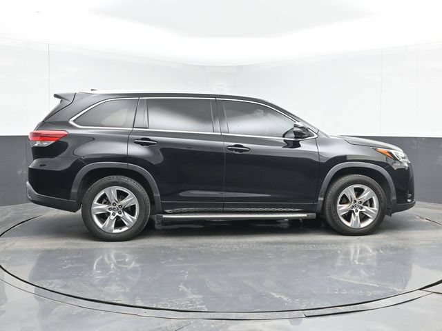 Used 2019 Toyota Highlander Limited FWD image 15