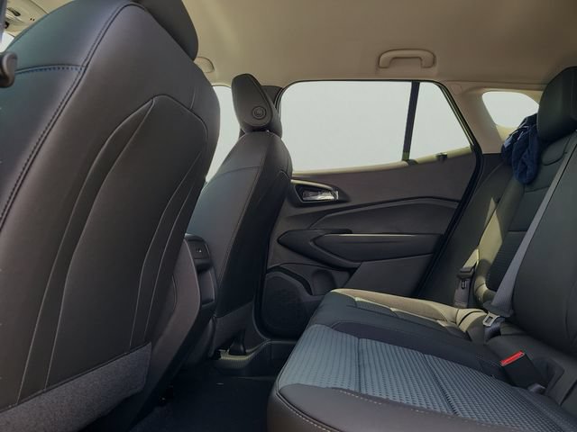 New 2026 Chevrolet Trax LT w/ LT Convenience Package FWD image 13