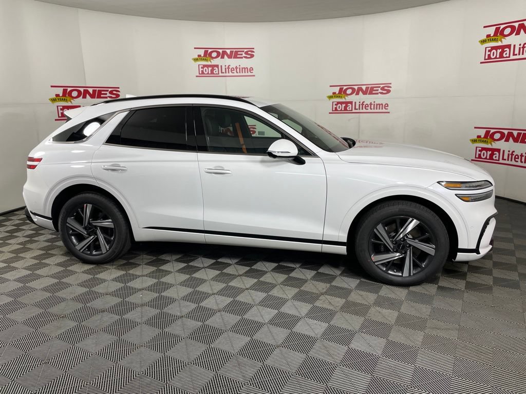 New 2026 Genesis GV70 3.5T Sport Advanced AWD/4WD image 14