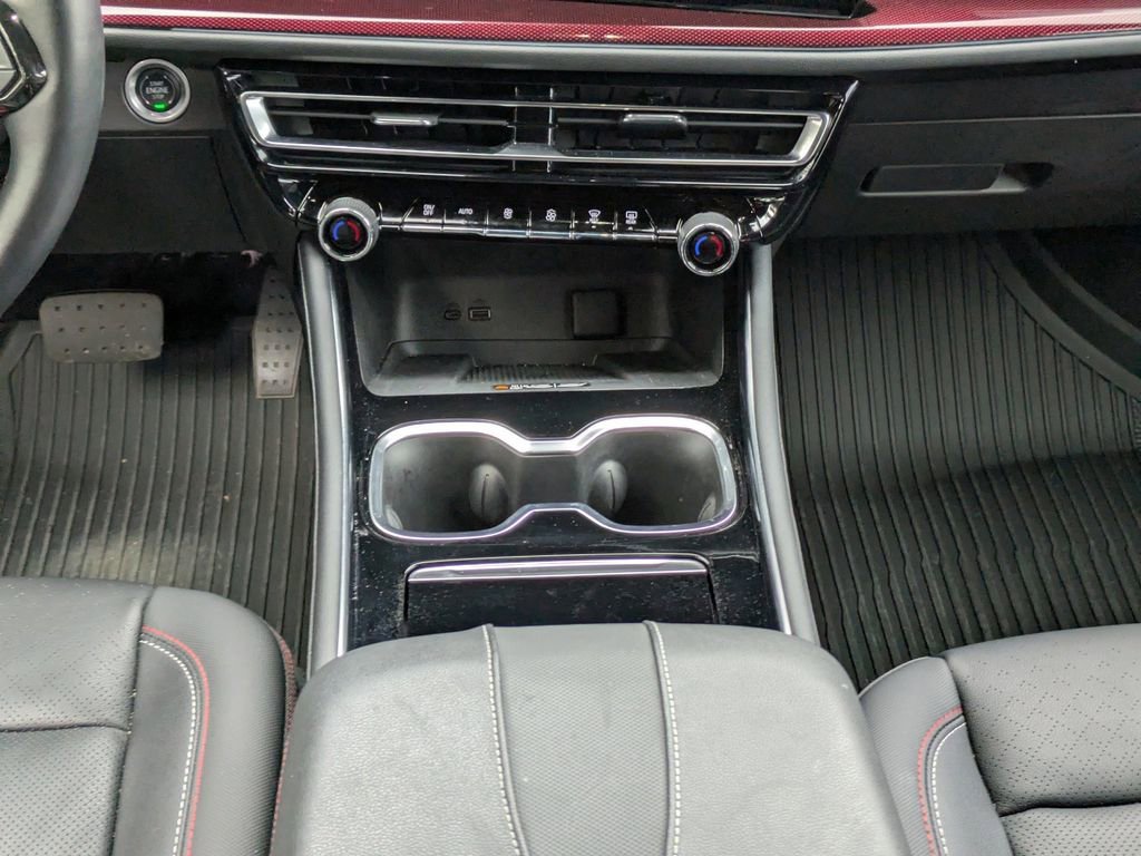 Used 2024 Chevrolet Traverse RS w/ LPO, Floor Liner Package image 20