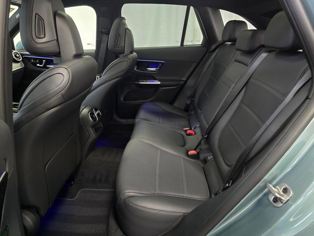 New 2026 Mercedes-Benz GLC 300 4MATIC image 18