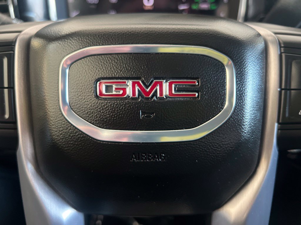 Used 2025 GMC Sierra 1500 SLT AWD/4WD image 47