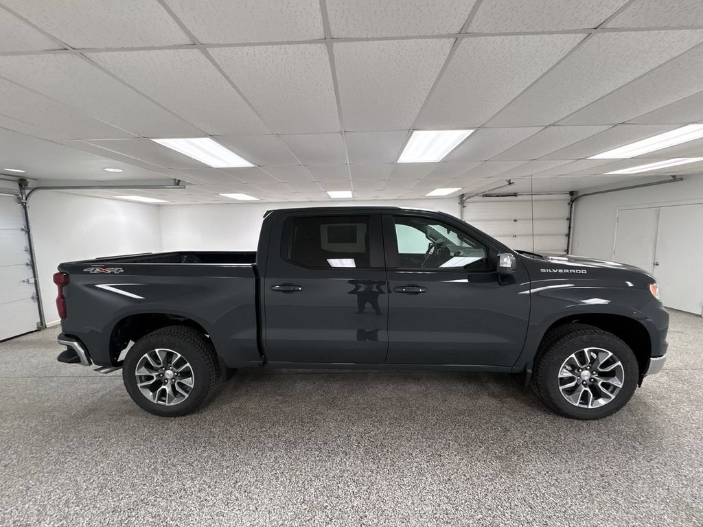 New 2026 Chevrolet Silverado 1500 LT AWD/4WD image 9