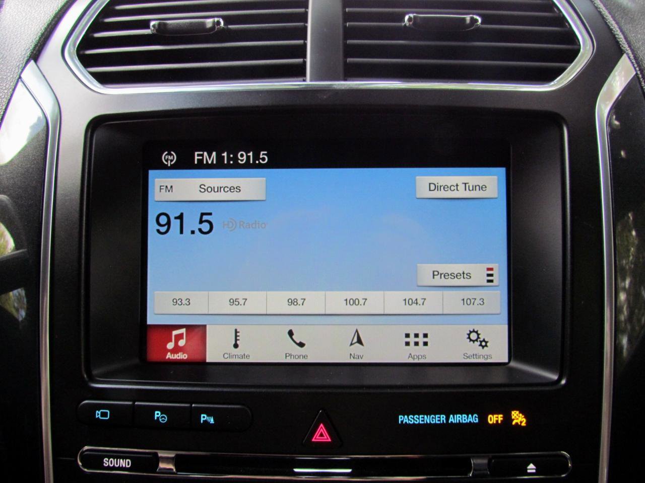 Used 2018 Ford Explorer Limited w/ Equipment Group 301A FWD image 37