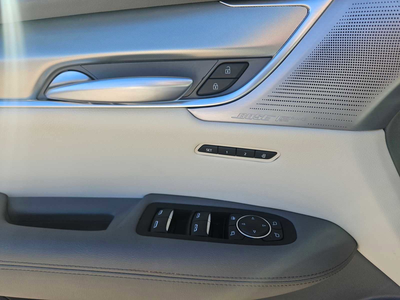 Used 2024 Cadillac XT5 Premium Luxury w/ Technology Package image 22