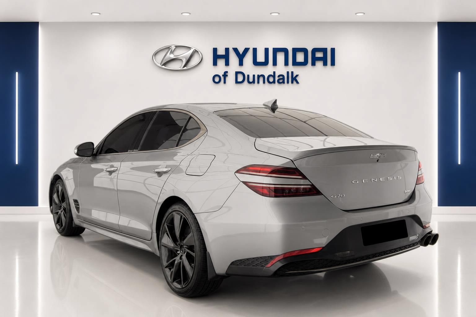 Used 2023 Genesis G70 2.0T w/ Sport Prestige Package RWD image 2