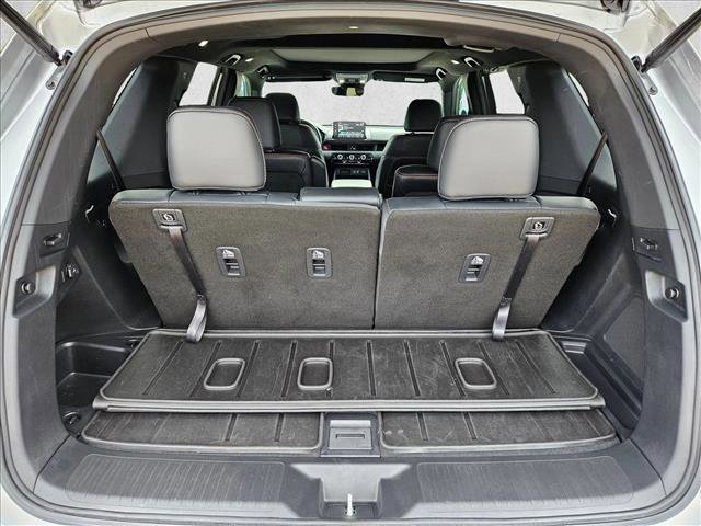 Used 2025 Honda Pilot TrailSport image 6