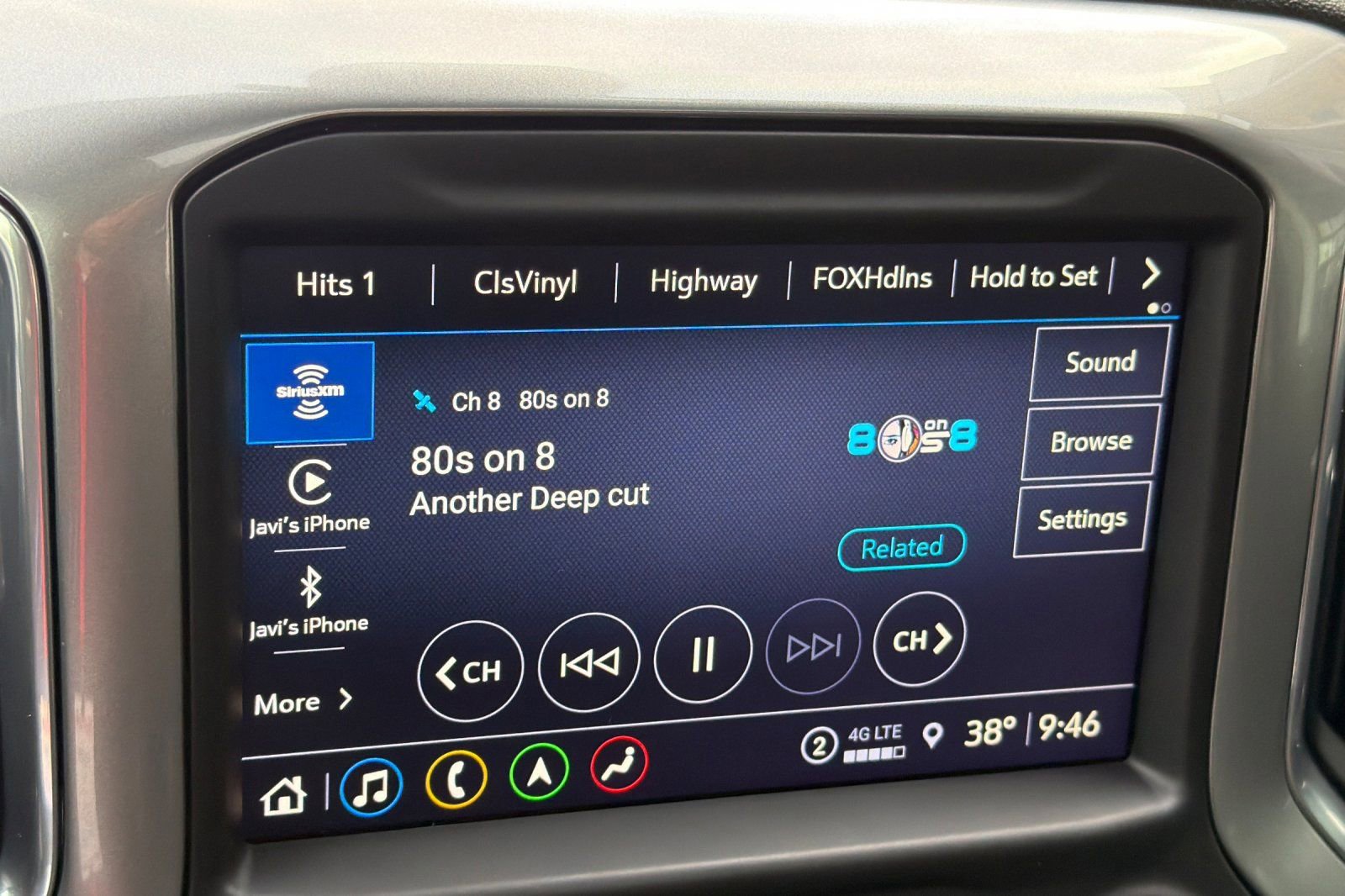 Used 2022 Chevrolet Silverado 3500 LTZ w/ LTZ Premium Package image 17