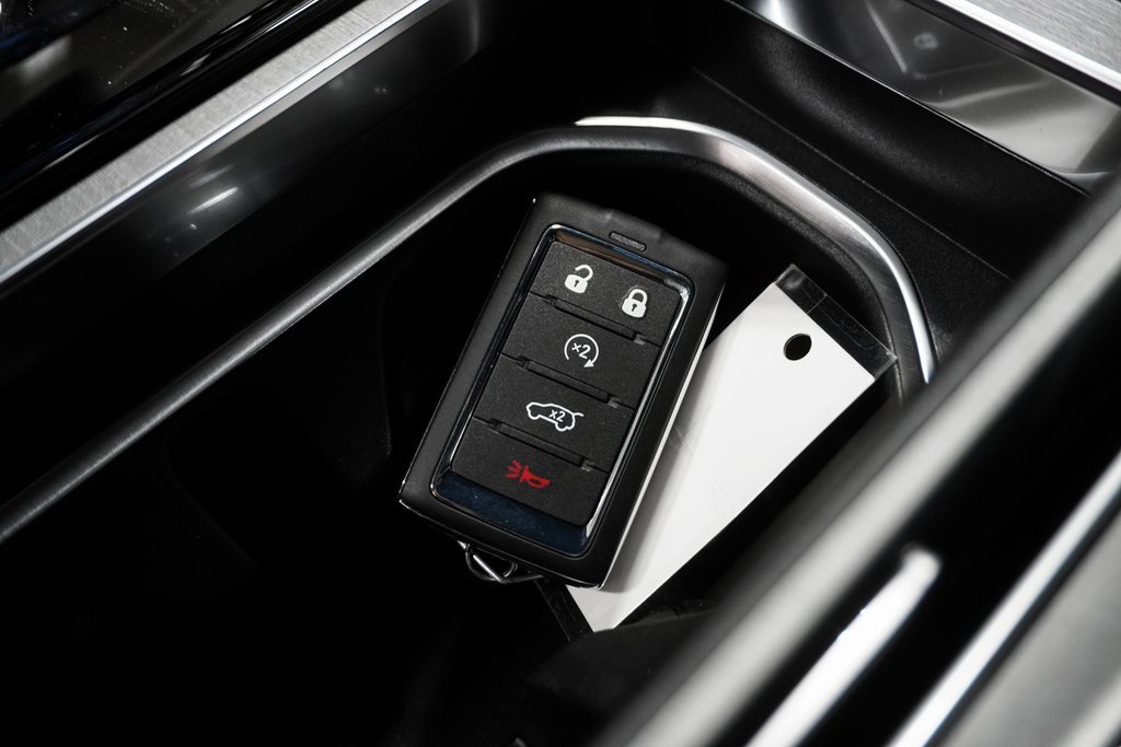 New 2026 Jeep Grand Wagoneer L 4WD image 30