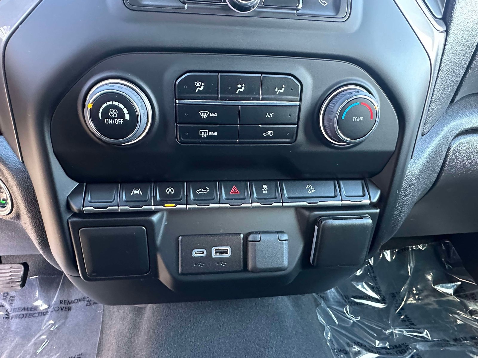 Used 2022 Chevrolet Silverado 1500 Custom Trail Boss image 13