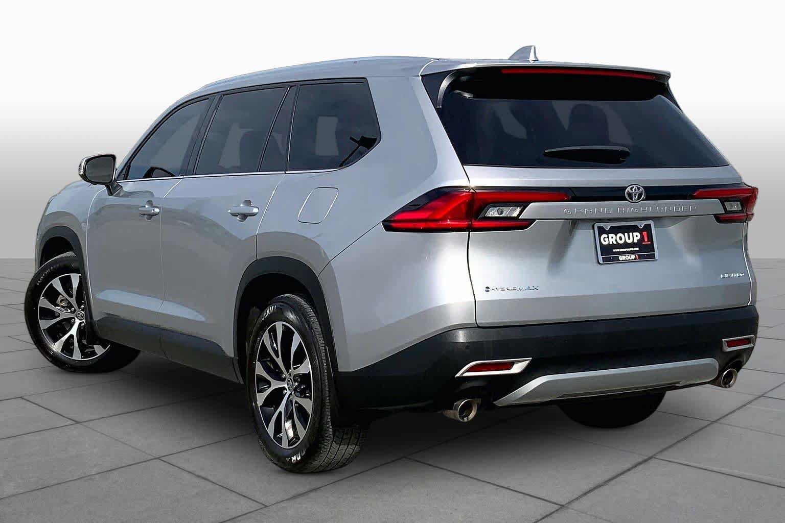 Certified 2024 Toyota Grand Highlander AWD Hybrid image 12