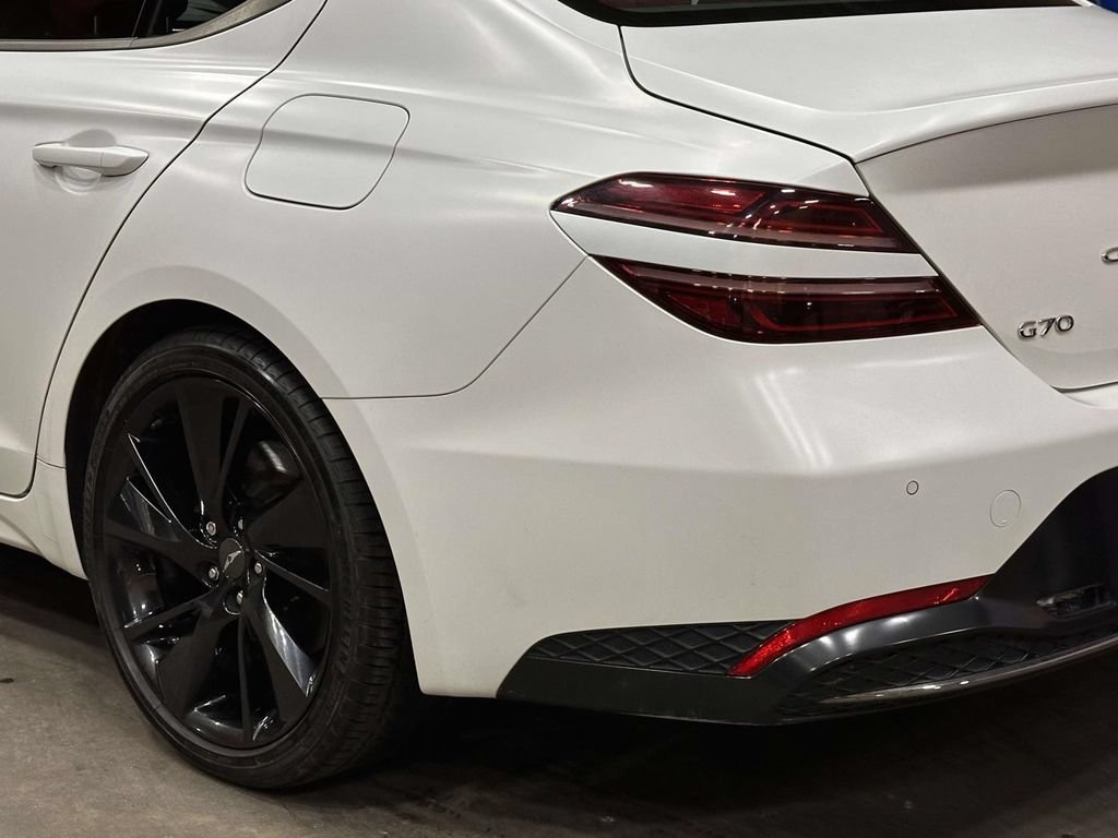 Used 2023 Genesis G70 2.0T w/ Sport Prestige Package AWD/4WD image 11