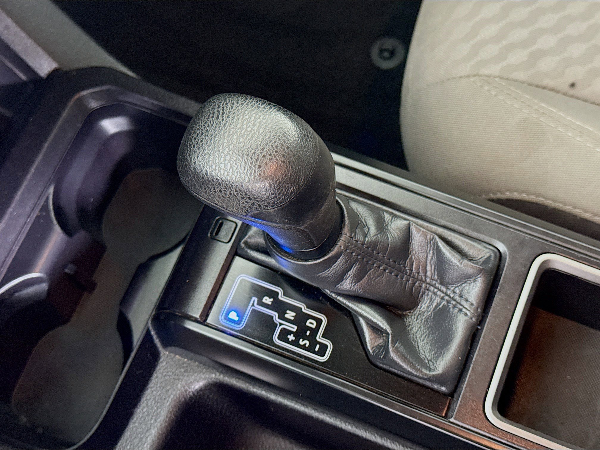 Used 2021 Toyota Tacoma SR image 20