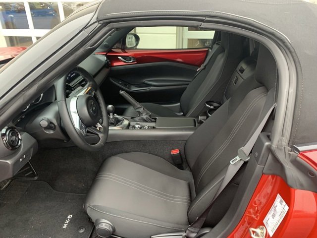 Used 2023 MAZDA MX-5 Miata Club image 3