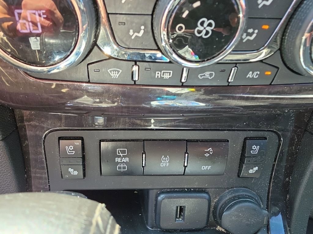 Used 2015 Buick Enclave Premium AWD/4WD image 19