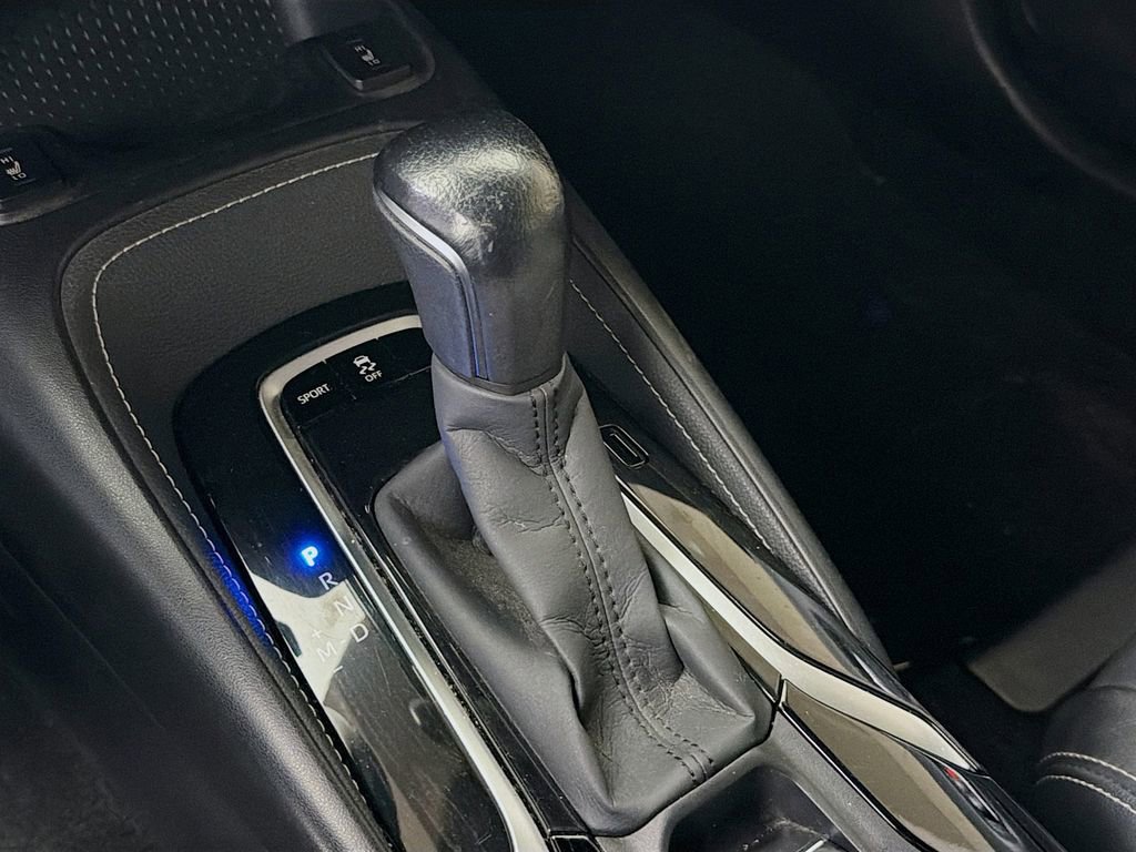 Used 2021 Toyota Corolla XSE image 19
