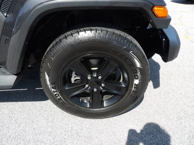 Used 2022 Jeep Wrangler Unlimited Sahara AWD/4WD image 10