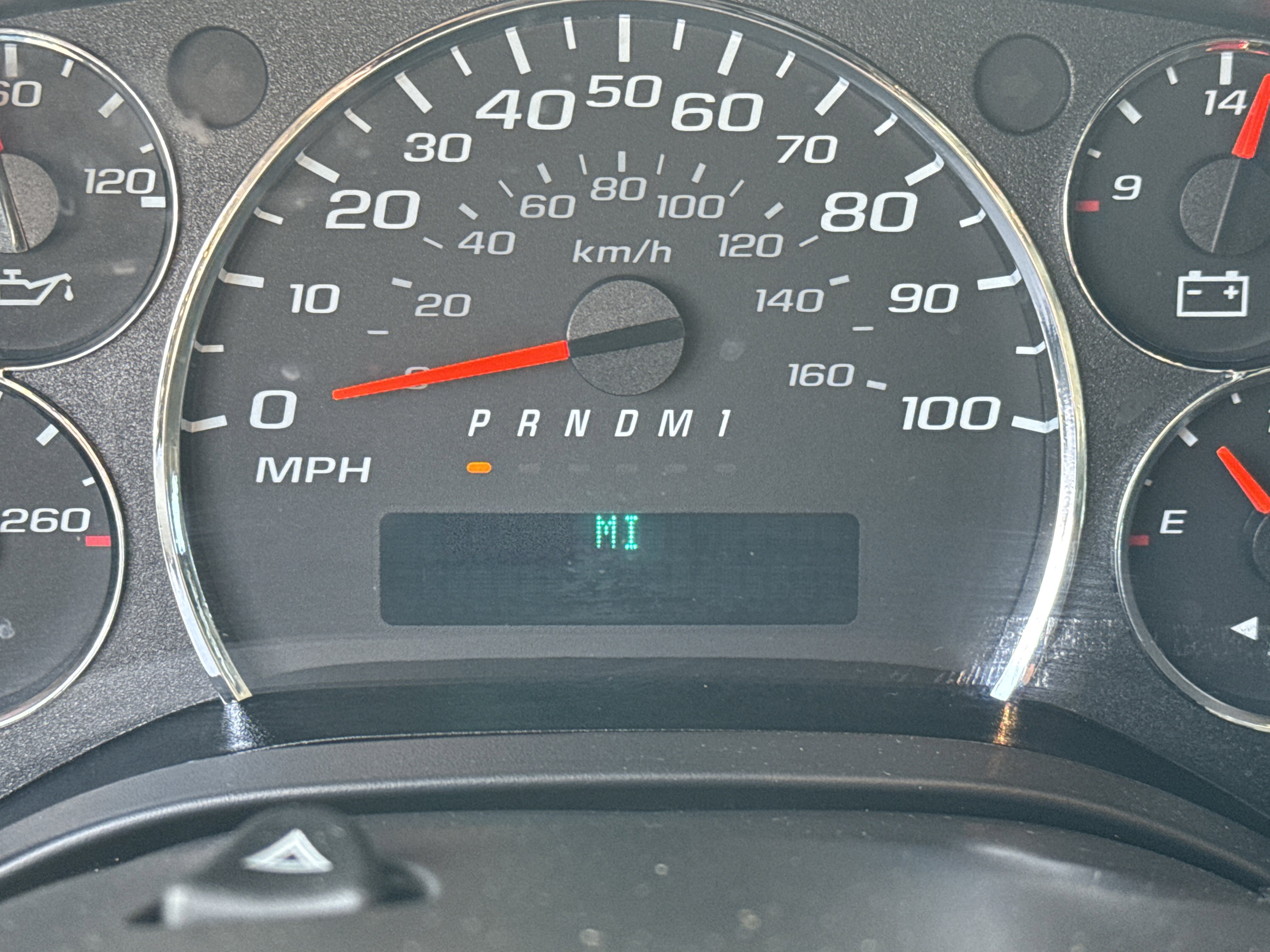 Used 2023 GMC Savana 2500 w/ Driver Convenience Package image 21