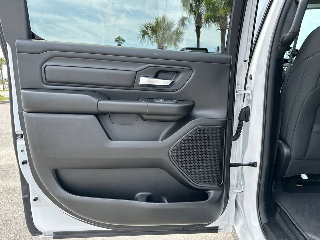 Used 2025 RAM 1500 Tradesman AWD/4WD image 13