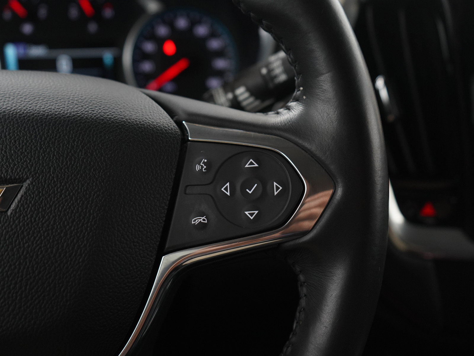 Used 2019 Chevrolet Traverse LT AWD/4WD image 28