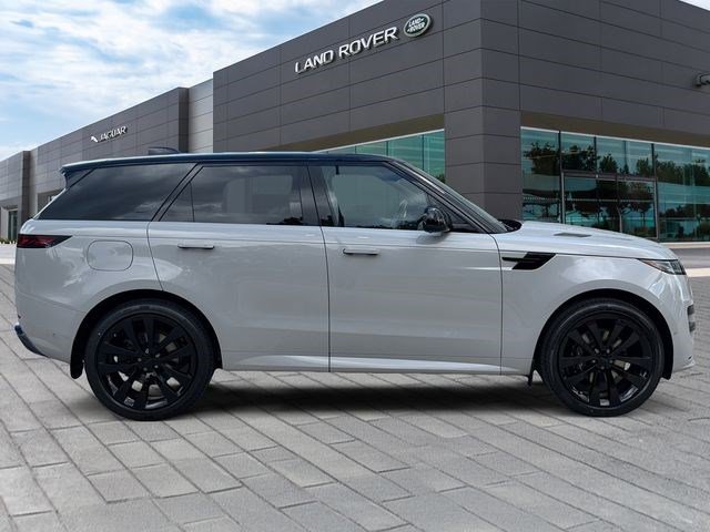 New 2026 Land Rover Range Rover Sport Dynamic SE AWD/4WD image 6