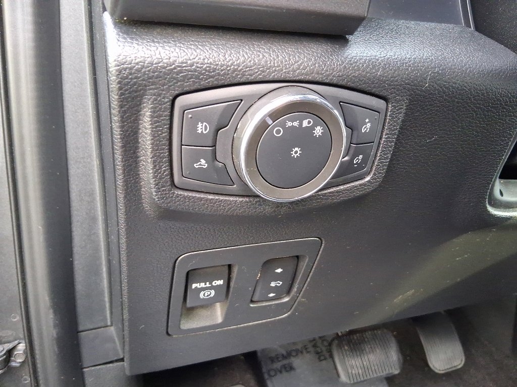 Used 2020 Ford F150 XLT w/ Equipment Group 302A Luxury image 13