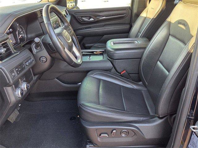 Used 2021 GMC Yukon XL Denali image 9