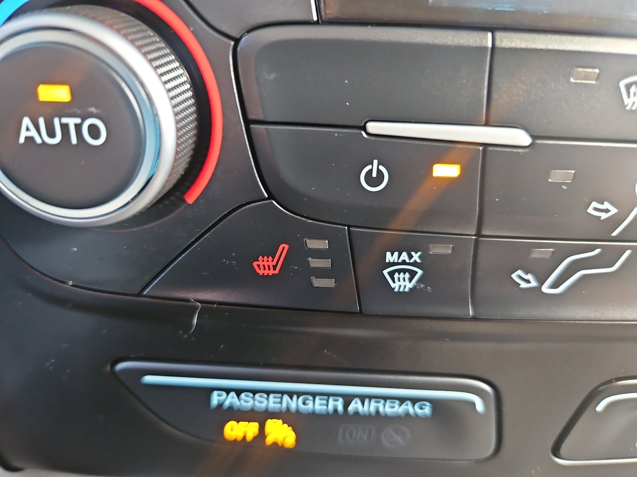 Used 2019 Ford Escape SEL image 33