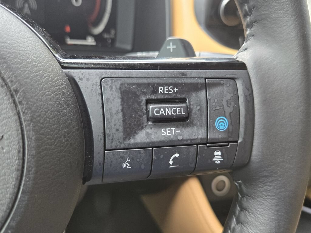 Used 2021 Nissan Rogue Platinum FWD image 25