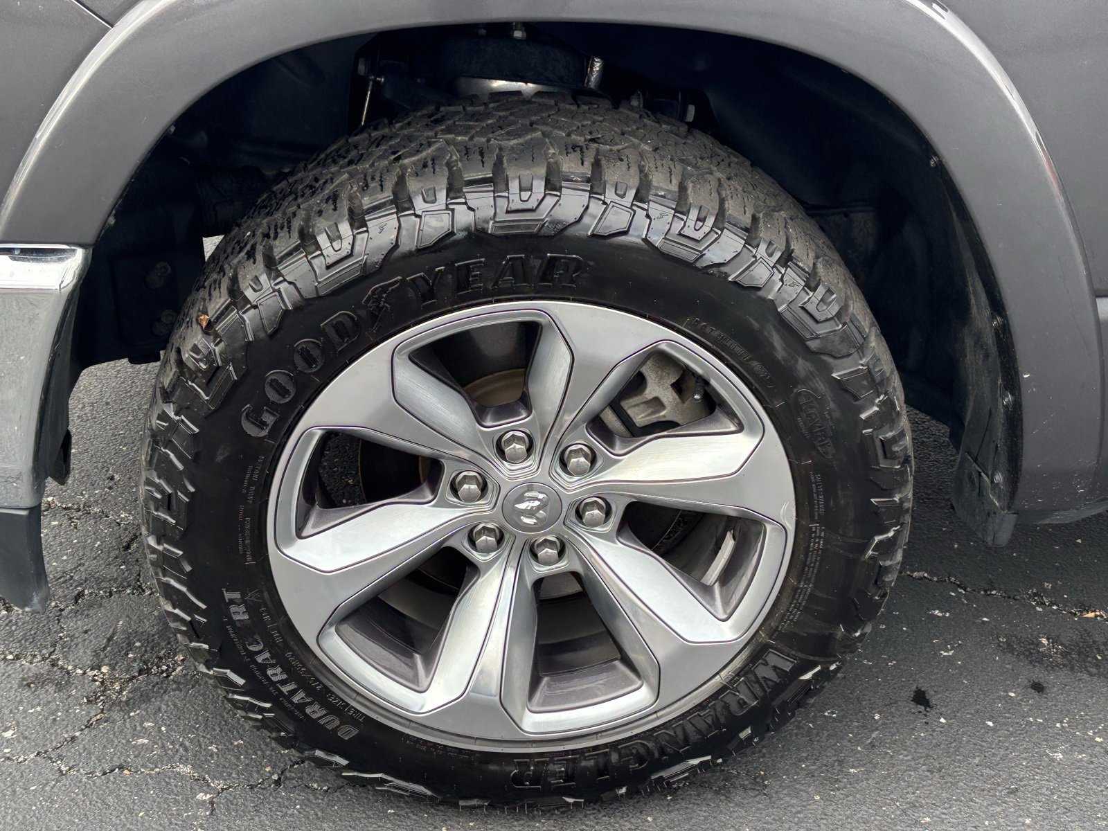 Used 2022 RAM 1500 Limited image 16