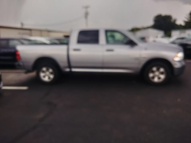 Used 2023 RAM 1500 Classic SLT w/ Protection Group AWD/4WD image 2