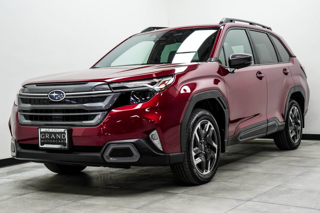 Used 2025 Subaru Forester Limited AWD/4WD image 6