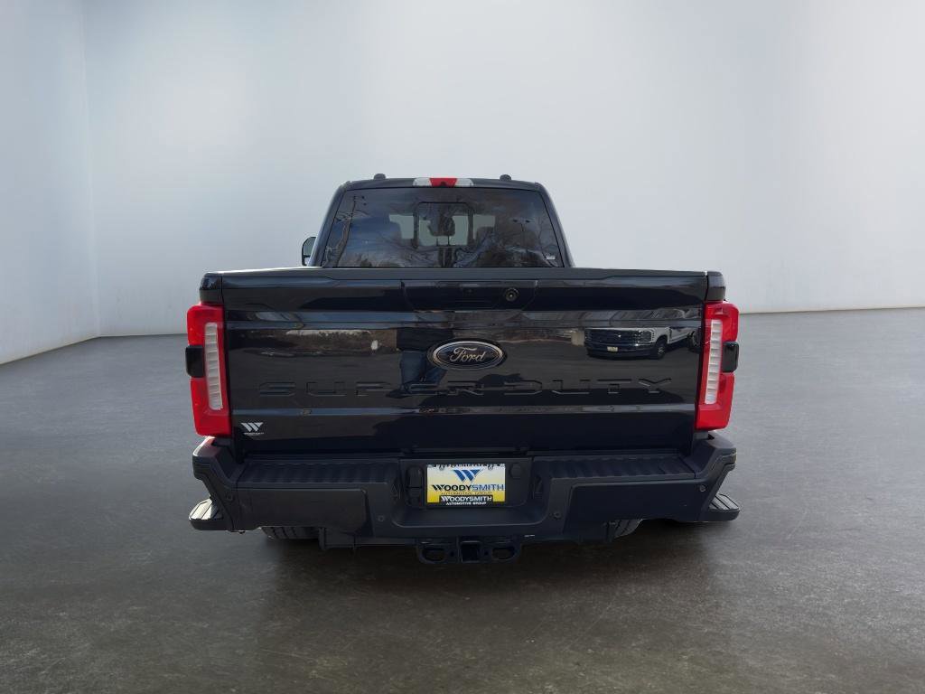 New 2026 Ford F350 Lariat w/ Black Appearance Package image 4