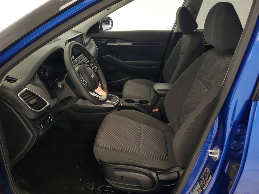 Certified 2022 Kia Seltos LX image 13