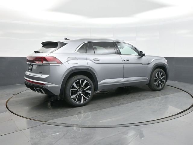New 2026 Volkswagen Atlas Cross Sport SEL Premium R-Line image 7