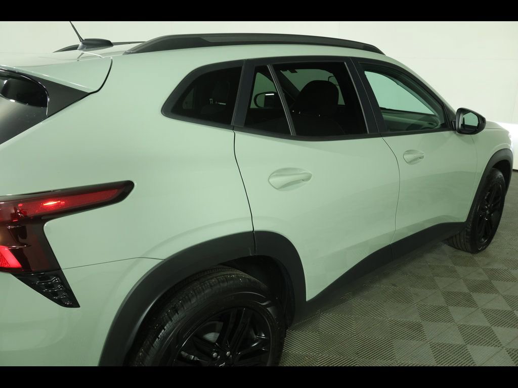 Used 2025 Chevrolet Trax ACTIV w/ Driver Confidence Package FWD image 17