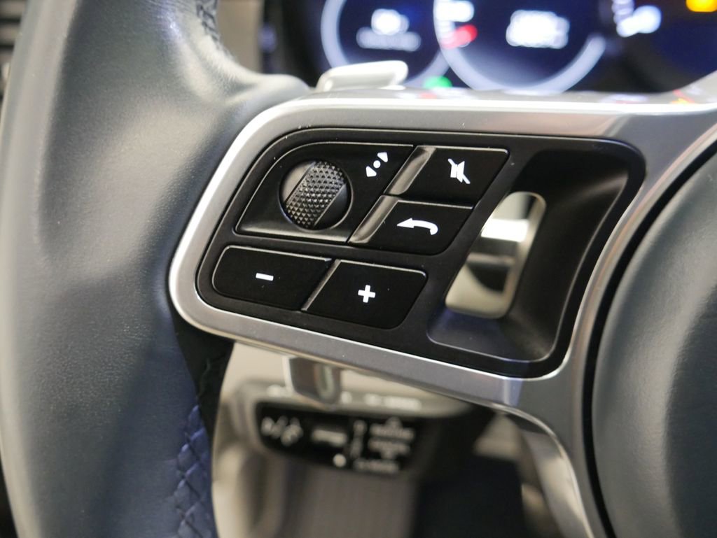 Certified 2023 Porsche Cayenne GTS AWD/4WD image 46