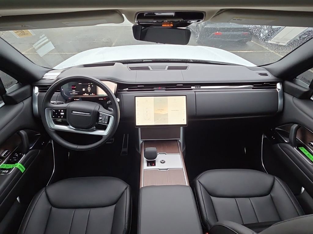 New 2026 Land Rover Range Rover SE image 22