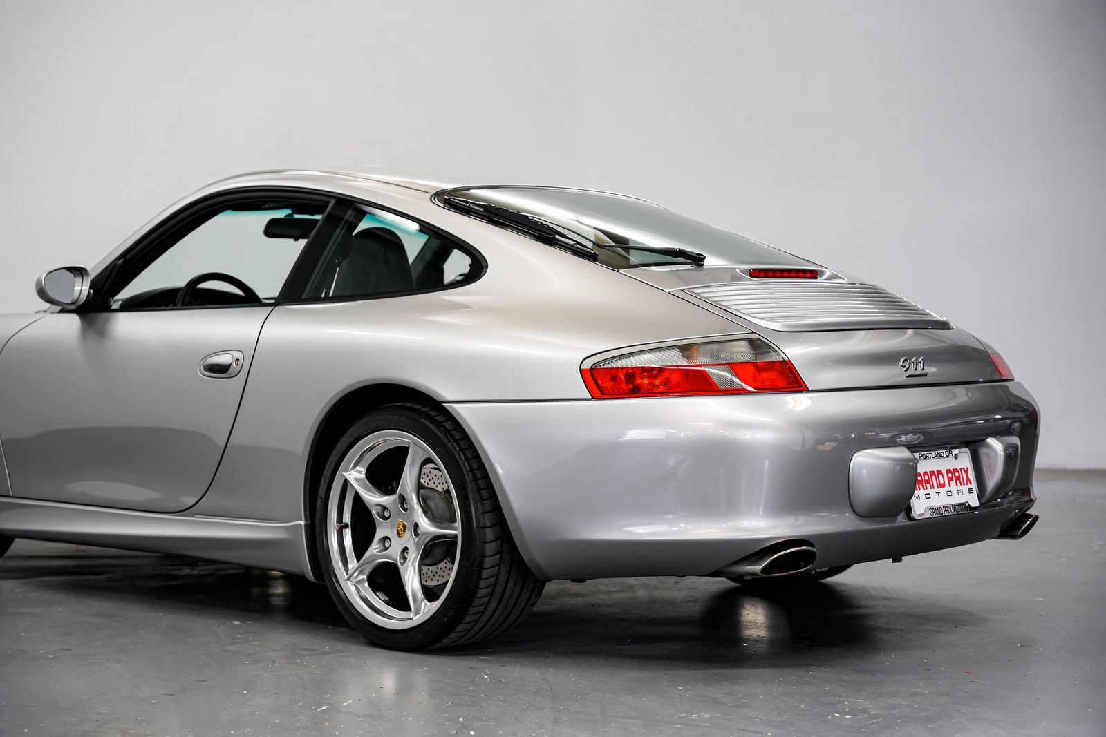 Used 2004 Porsche 911 Carrera RWD image 35