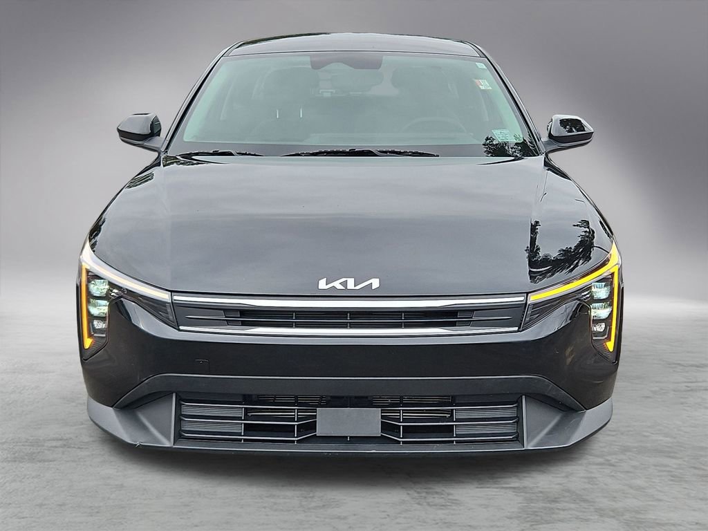 Used 2025 Kia K4 LXS image 2