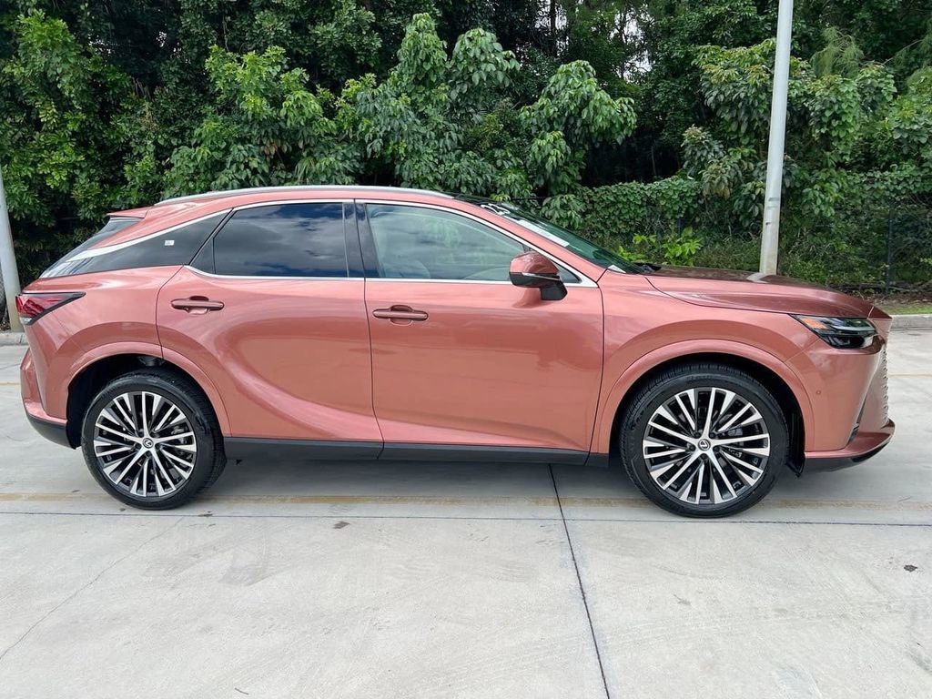 Certified 2023 Lexus RX 350 Premium Plus w/ Cold Area Package FWD image 8