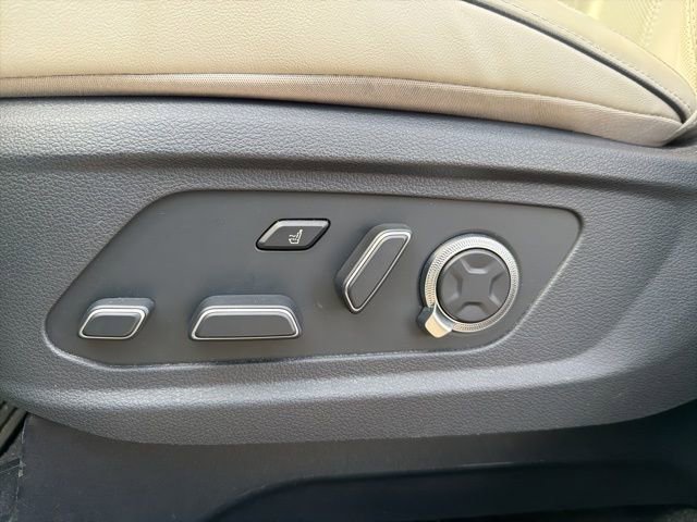 Used 2024 Hyundai Palisade Calligraphy image 11