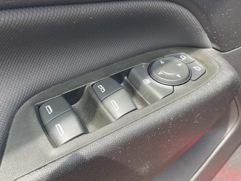 Used 2024 Chevrolet Equinox RS w/ RS Leather Package FWD image 13