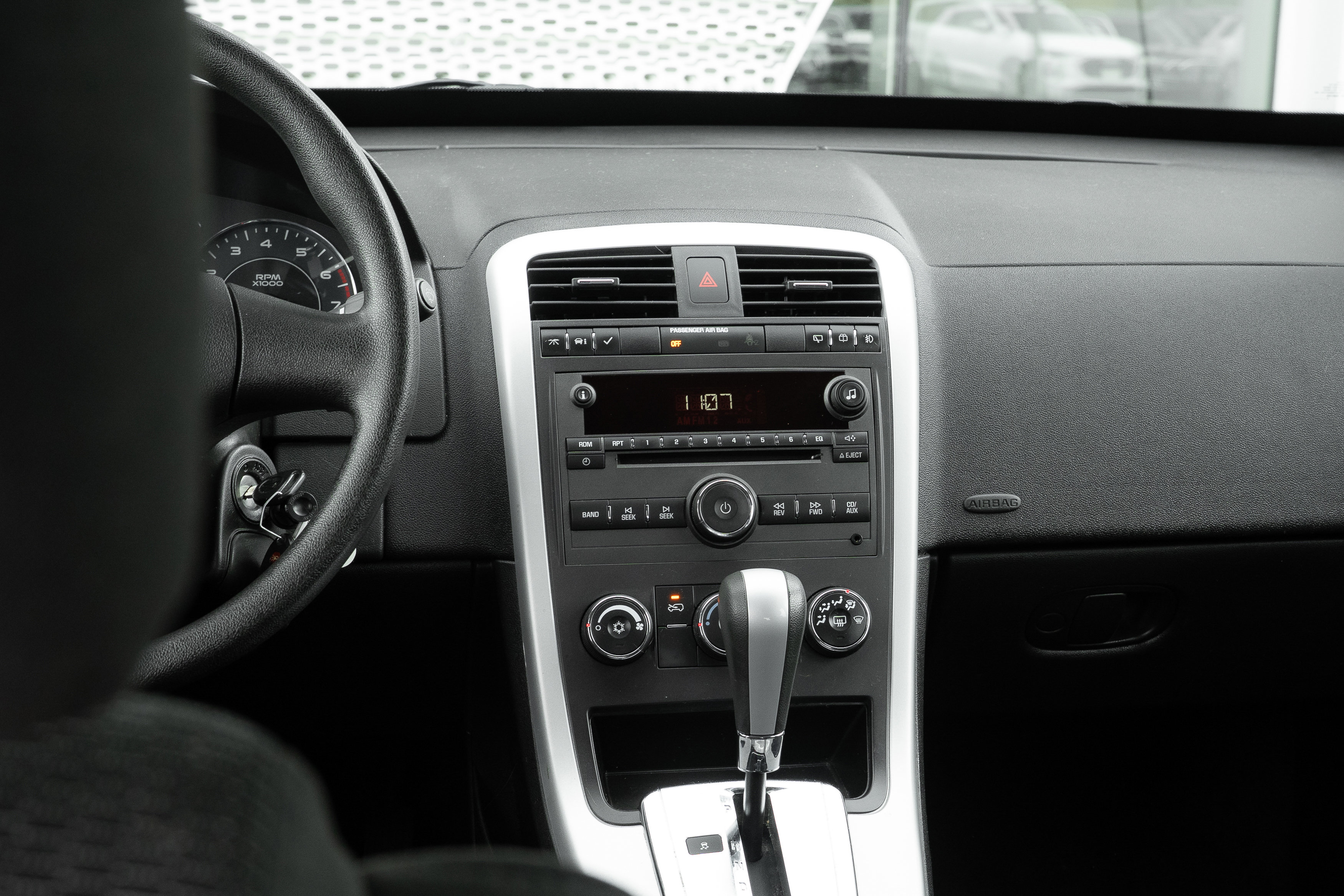 Used 2007 Pontiac Torrent AWD image 11