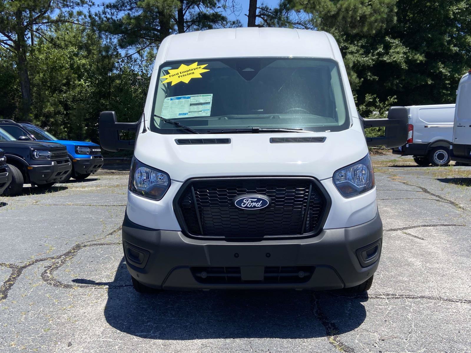 New 2026 Ford Transit 250 148 Medium Roof RWD image 8