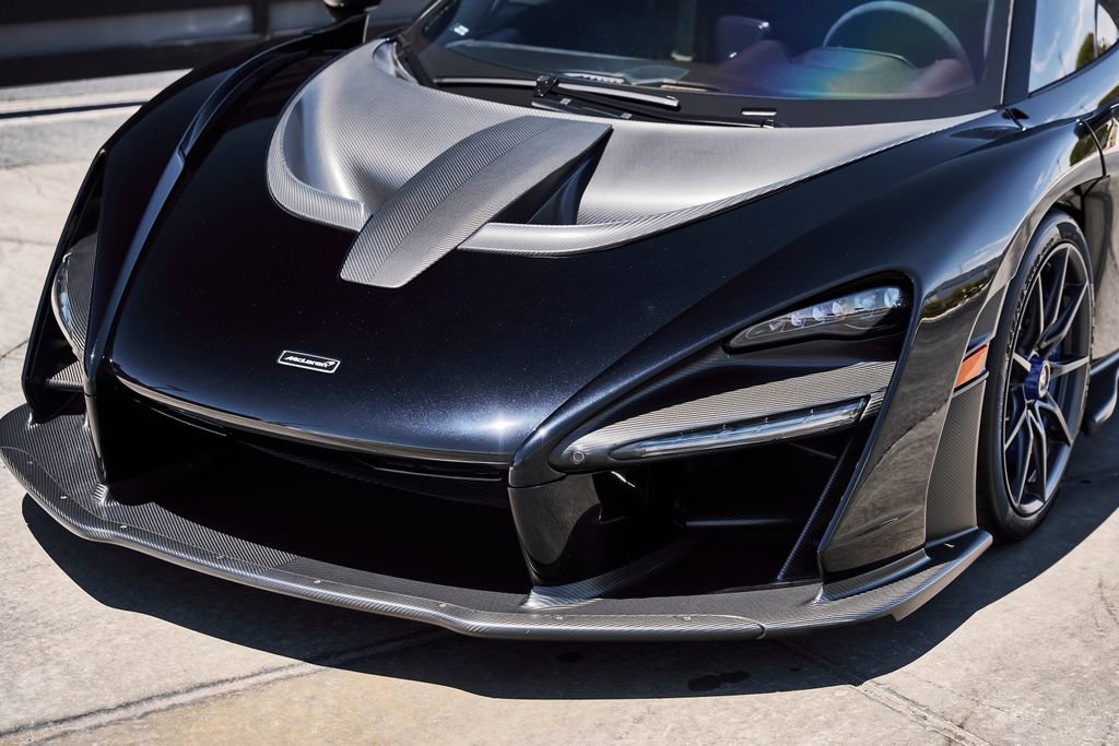 Used 2019 McLaren Senna RWD image 6