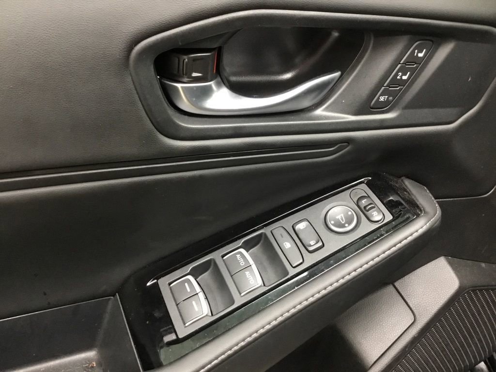 Used 2023 Honda Accord Touring image 6