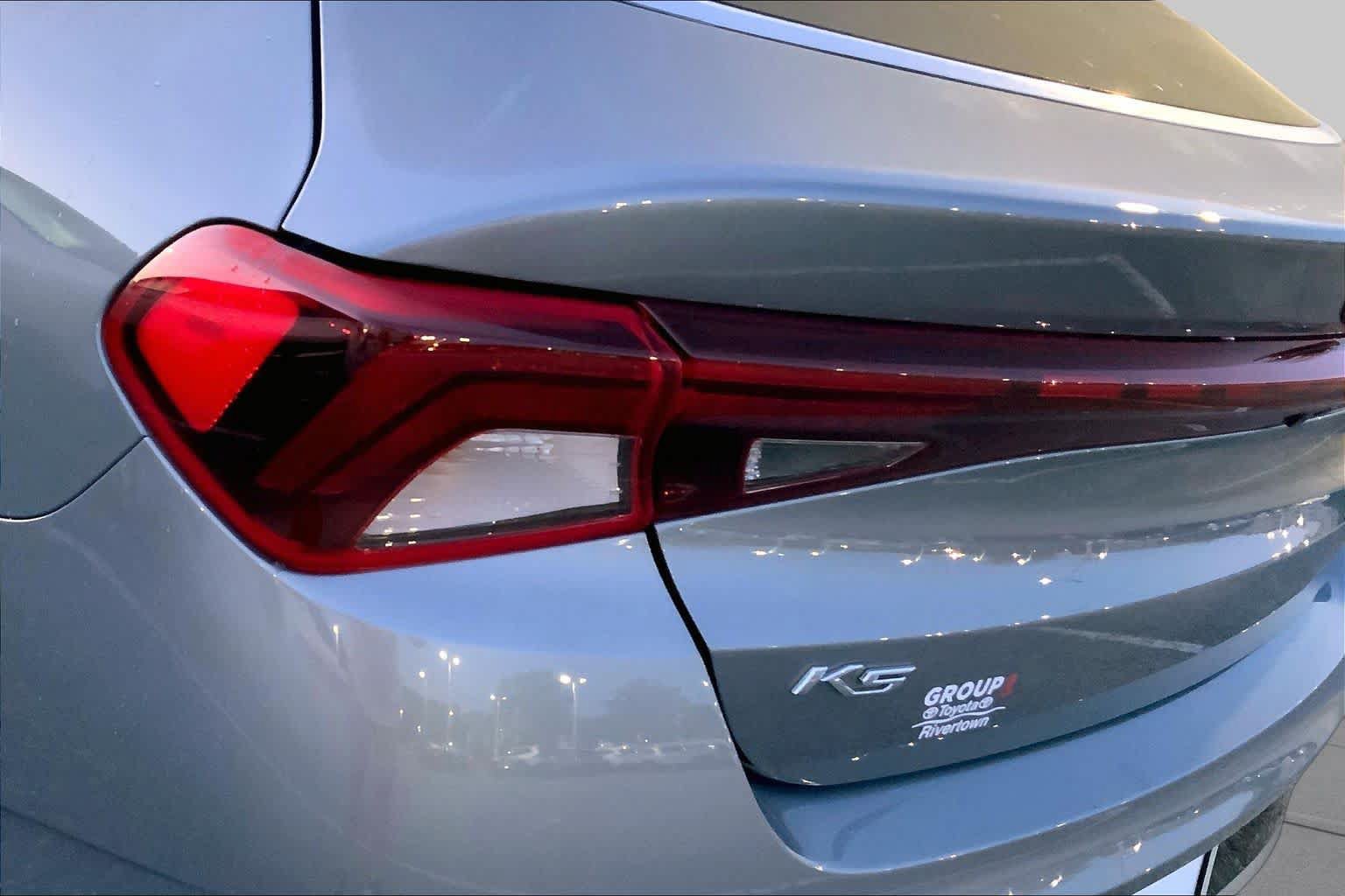 Used 2021 Kia K5 EX FWD image 25